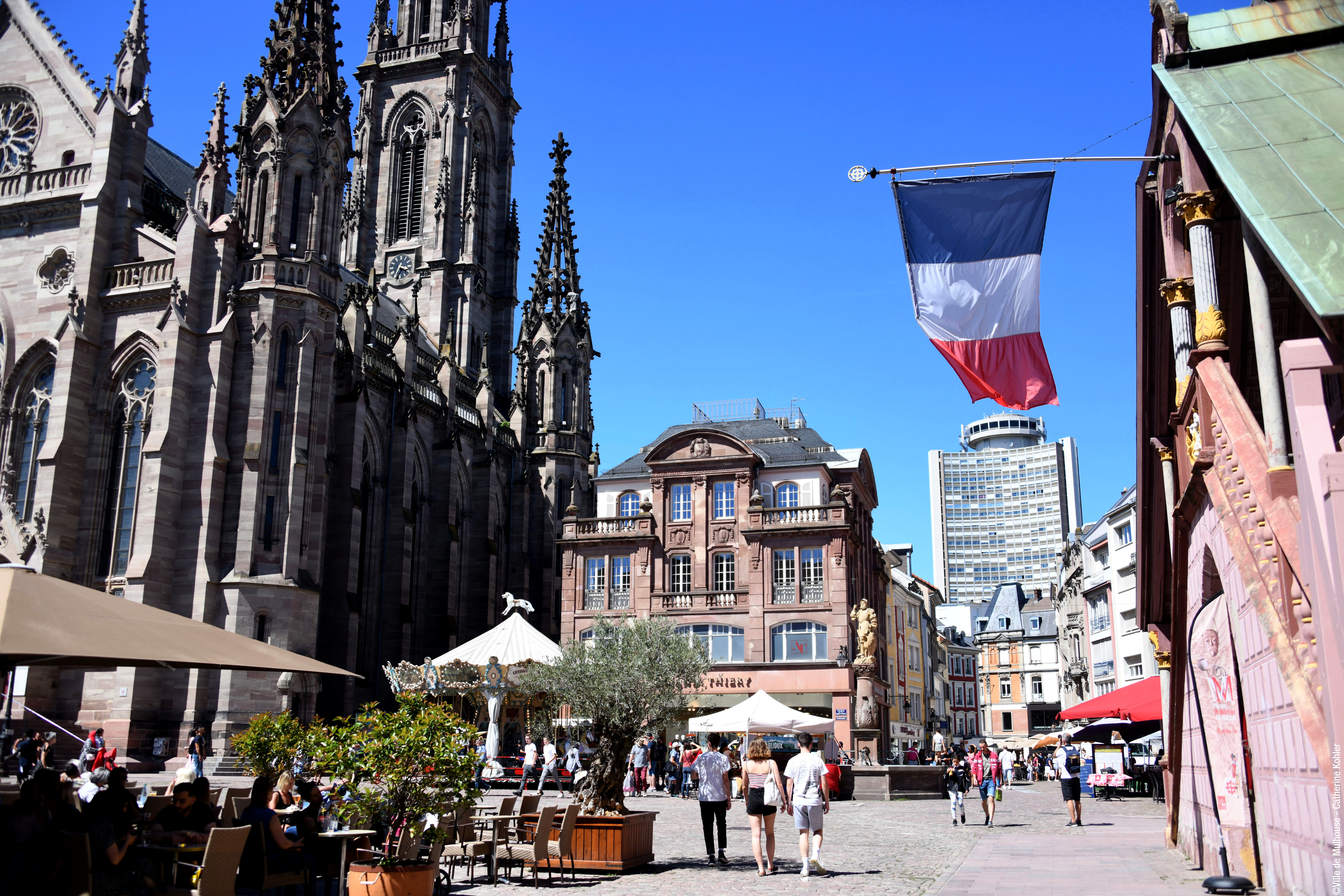 Place de la réunion, 2020